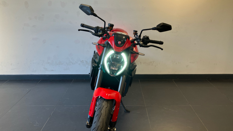 Ducati Monster Plus 937 Red (20MY)